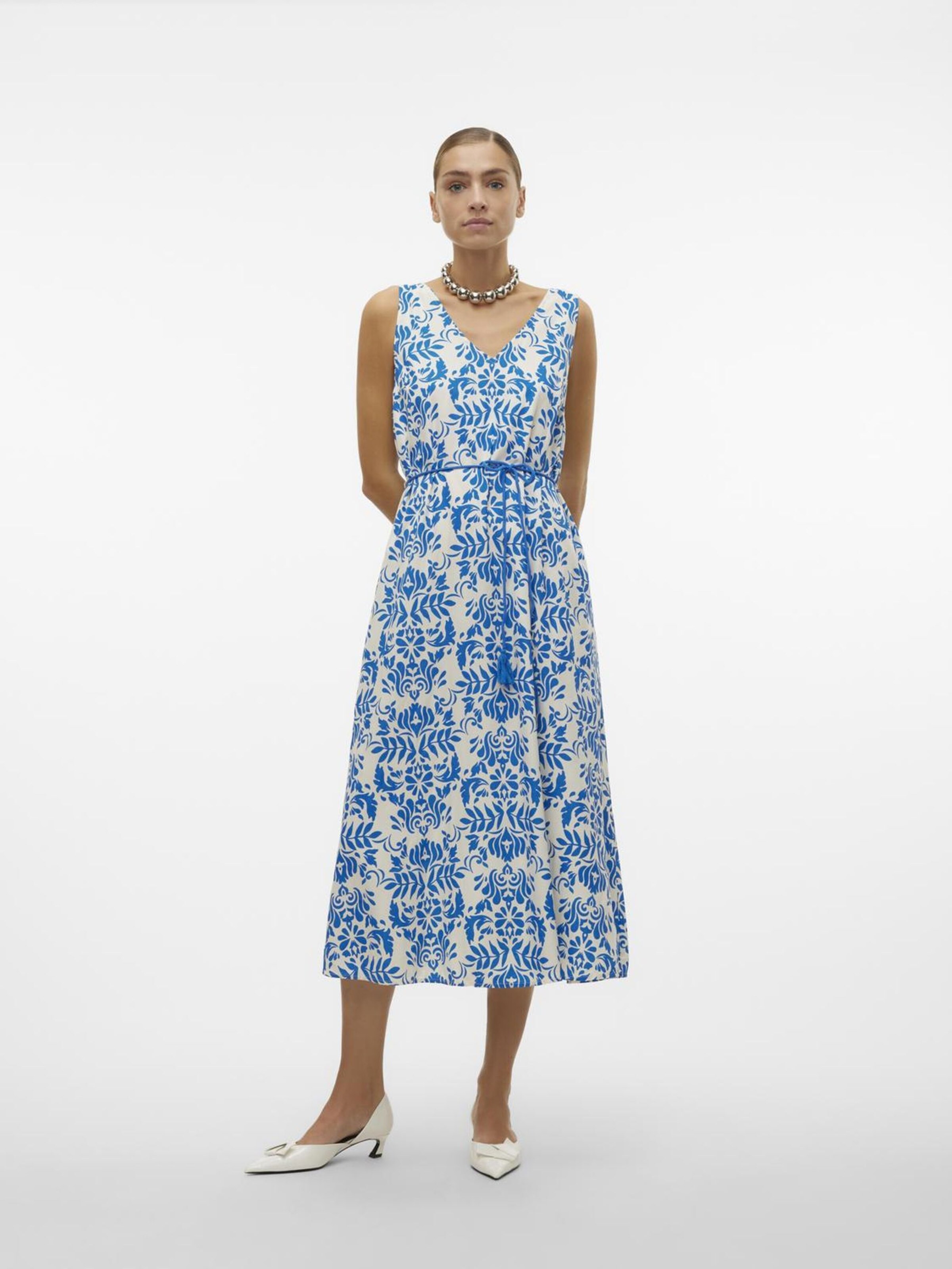 Vero moda kleid blau geblümt Clearance